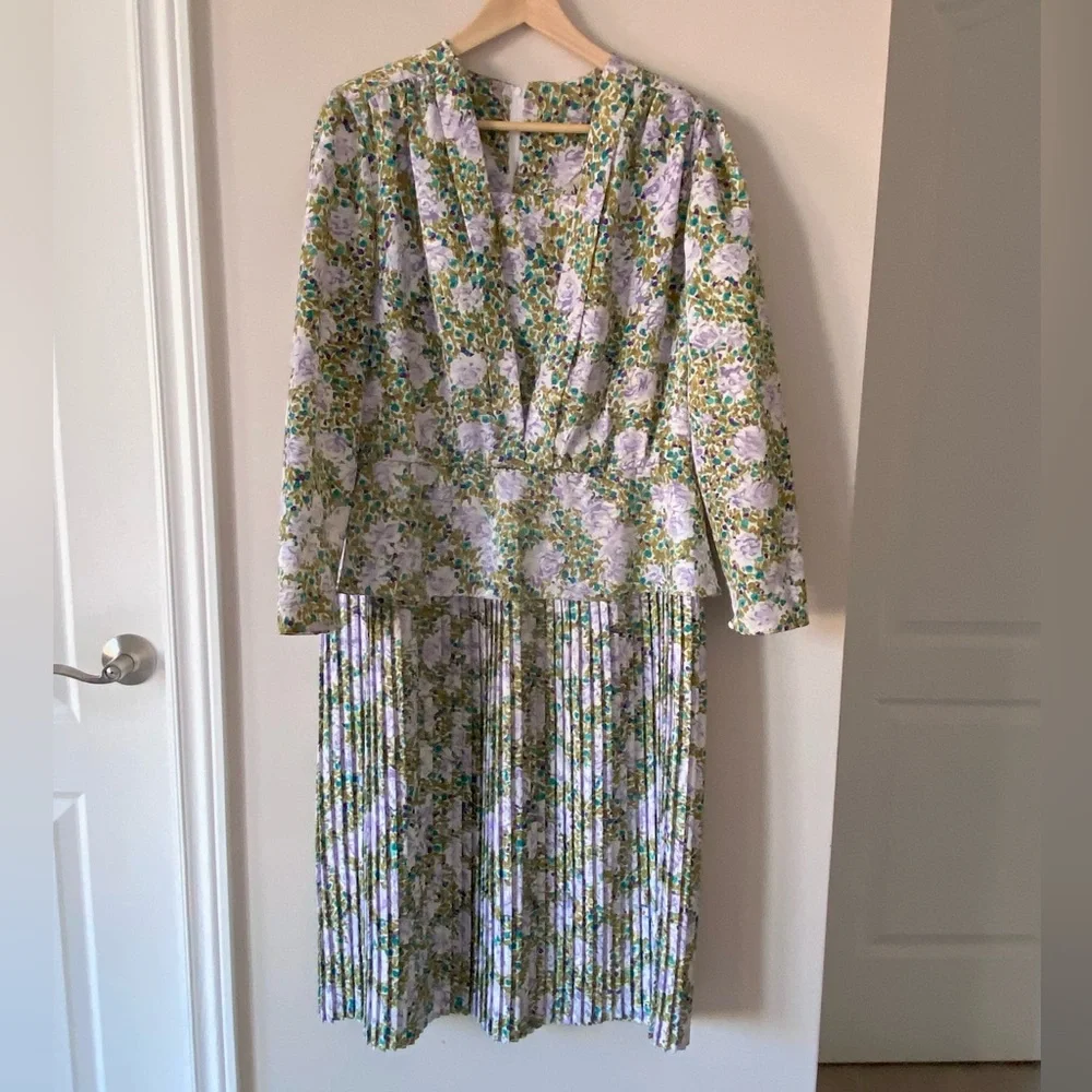 Vintage floral micropleated midi dress - Picture 6 of 15
